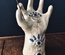 ceramiczna ręka